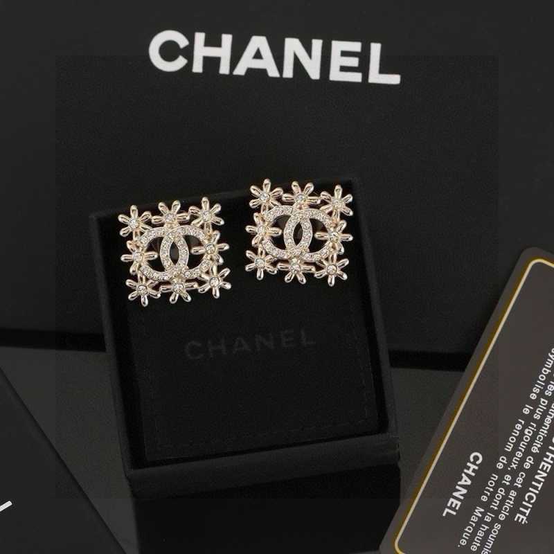 Ch**el earrings